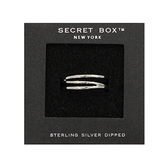 Triple Band Ring - Picture 2 of 2